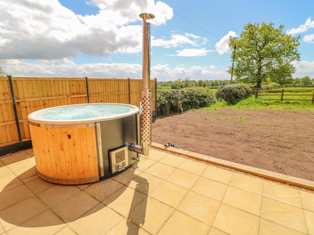 Acorn Lodge Stafford Ngoại thất bức ảnh